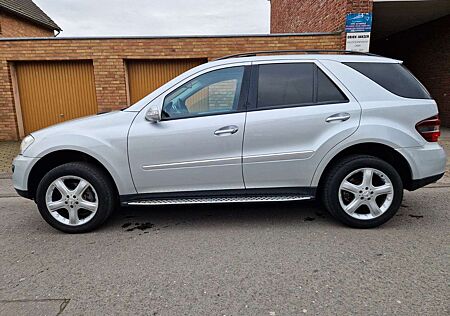 Mercedes-Benz ML 350 Sport OffRoad/3Jahre Garantie inklusive/Gepflegt!