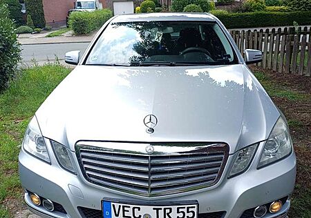 Mercedes-Benz E 200 CGI BlueEFFICIENCY Automatik Avantgarde