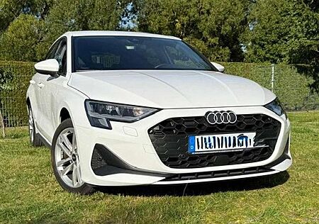 Audi A3 TFSI Sportback S tronic