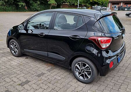 Hyundai i10 1.2 Style *Navi*n. Allwetterreifen*nur 27Tkm
