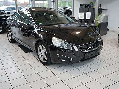 Volvo S60 Lim. Summum *1.Hand *Sh-gepflegt