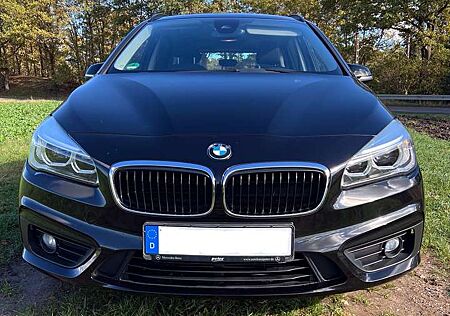 BMW 218 i Advantage Gran Tourer *Navi, LED, 7 Sitzer*