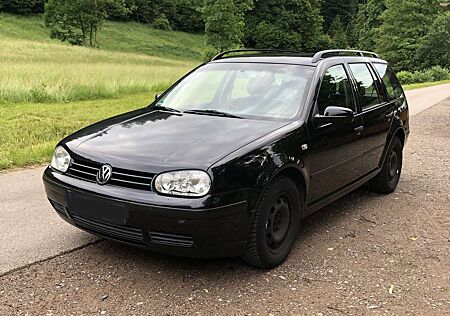 VW Golf Variant Volkswagen 1.6 Special