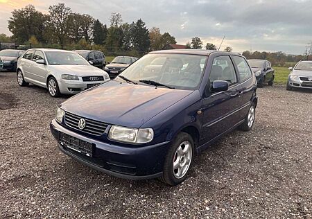 VW Polo Volkswagen 1.0 TÜV NEU/2.HAND/GEPFLEGT/ALUFELGEN