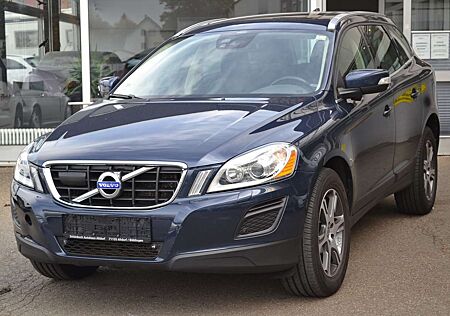 Volvo XC 60 XC60 D5 AWD Automatik Summum*NAVI*LEDER*PANORAMA