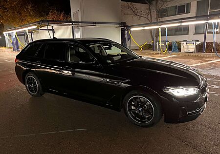 BMW 520i 520 Touring Aut.