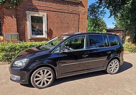 VW Touran Volkswagen Highline