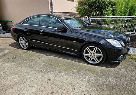 Mercedes-Benz E 350 CDI DPF Coupe 7G-TRONIC Avantgarde AMG-Line