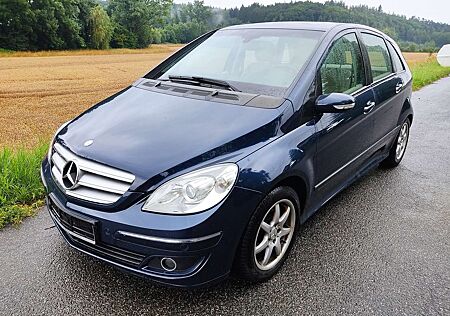 Mercedes-Benz B 200 , HU/AU 03 2026 !!