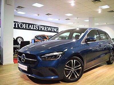 Mercedes-Benz B 180 URBAN/ WIDESCREEN/ CARPLAY/ KAMERA/ LED