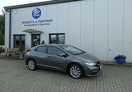 Honda Civic Lim. 5-trg. 1.8 Sport // R-Cam., Temp.