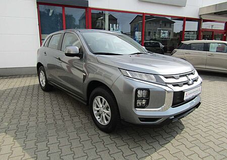 Mitsubishi ASX 2.0CVT Spirit Navigation Kamera Bi-LED Sitzheizung