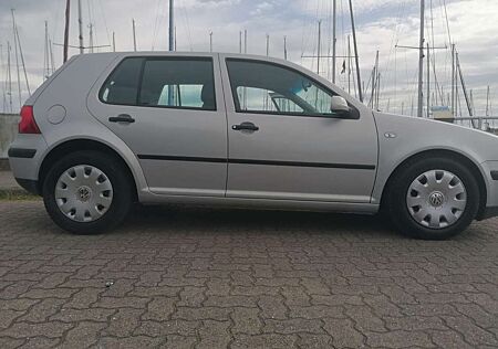 VW Golf Volkswagen AUTOMATIK 2001 TÜV ZAHNRIEMEN NEU