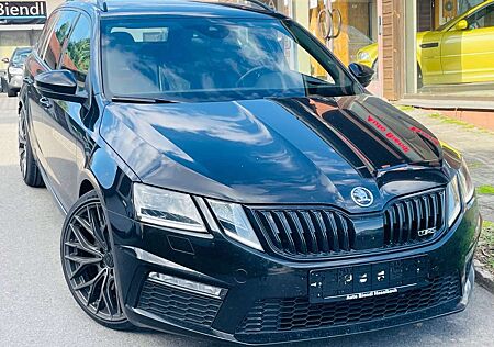 Skoda Octavia Combi RS 245