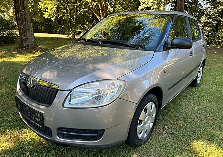 Skoda Fabia Cool Edition 1HAND/SCHECKHEFT