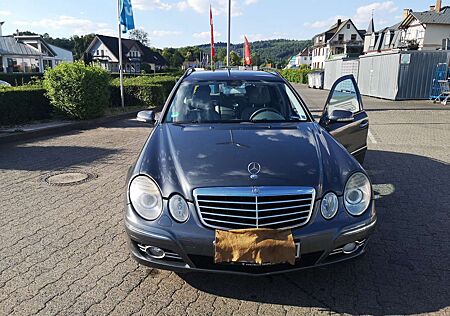 Mercedes-Benz E 320 T CDI 7G-TRONIC Avantgarde DPF