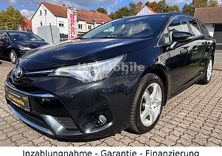 Toyota Avensis Touring Team D, 1. Hand, Scheckheftgepfl