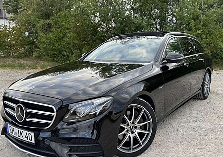 Mercedes-Benz E 220 d 4Matic T 9G-TRONIC AMG Line