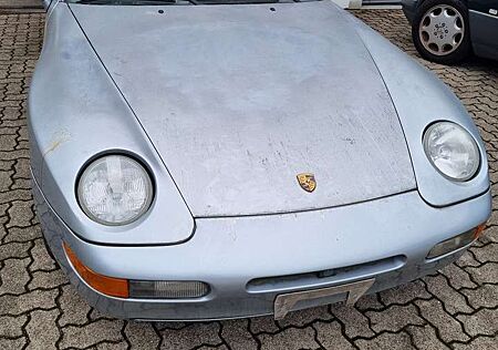 Porsche 968