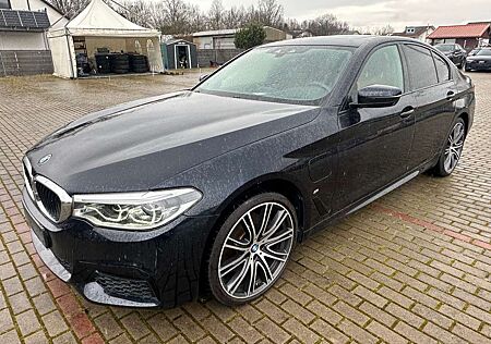 BMW 530 e M Sport/GESTIK/KEY/PANO/360 KAM/HEAD UP/LED