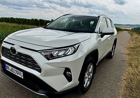 Toyota RAV 4 2.0 Comfort Avtomatik