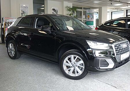 Audi Q2 sport 1.4 TFSI +Navi+LED+Keyless+PDC+Tempomat+