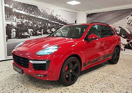 Porsche Cayenne GTS *SPORTDESIGN* (BOSE/PANO/CHRONO/PASM