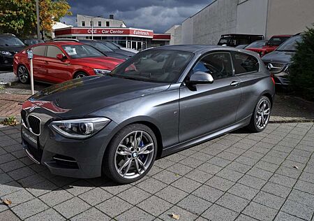BMW 135 i xDrive Sport-Aut Nav Prof H/K Schiebedach