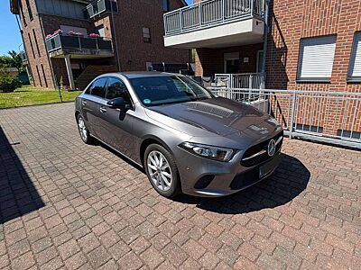 Mercedes-Benz A 220 A 220 4Matic 7G-DCT Progressive