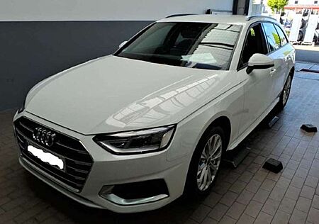 Audi A4 Avant 35 TFSI advanced S tronic Navi