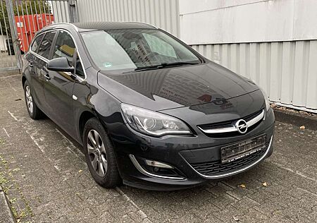 Opel Astra 1.6 Exklusiv ~ Navi~PDC~RearCam~AHK