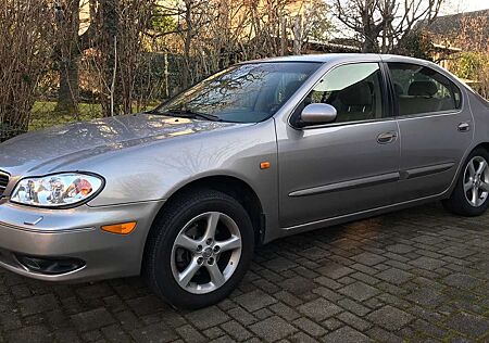 Nissan Maxima QX 3.0 Exclusive