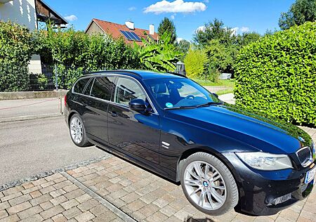 BMW 330d 330 DPF Touring Aut.