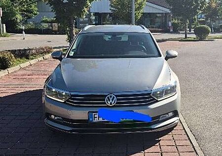 VW Passat Variant gebraucht kaufen VW Passat Variant Volkswagen 2.0 TDI SCR DSG BlueMotion Highline