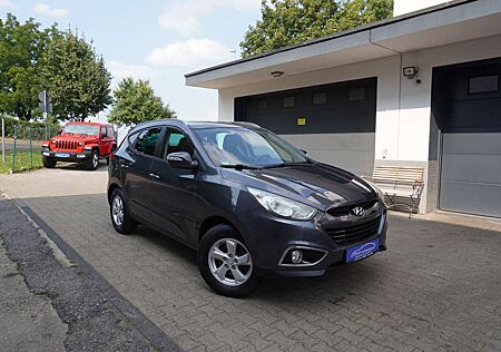 Hyundai ix35 2.0i Style 2WD KLIMA+LEDER+ALU+PDC+Org.91.Tkm