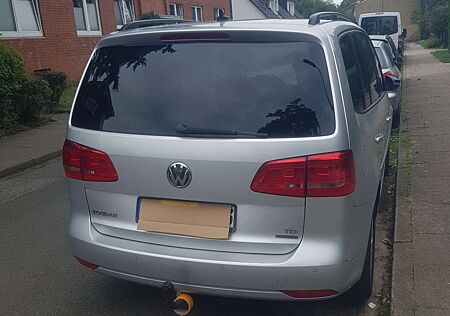 VW Touran Volkswagen 1.6 TDI DPF DSG MATCH