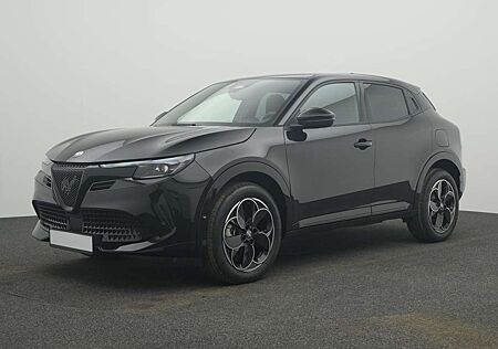 Alfa Romeo Junior Ibrida 1.2 Ti Q4 + Technologie Paket + PanoDach