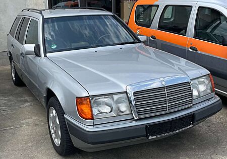 Mercedes-Benz E 230 TE