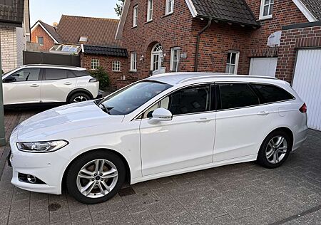 Ford Mondeo Titanium