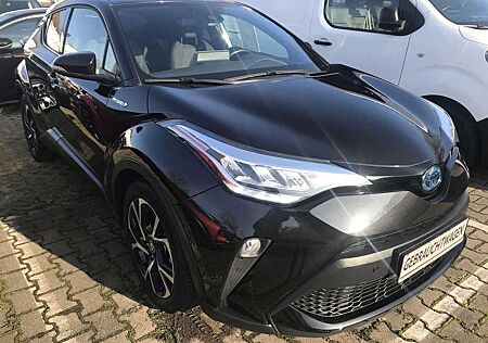 Toyota C-HR Hybrid 2.0 Team D / Standheizung