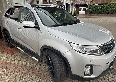 Kia Sorento Spirit 4WD AHK Schiebedach EURO5