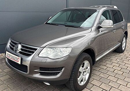 VW Touareg Volkswagen 3.0 V6 TDI Tiptronic