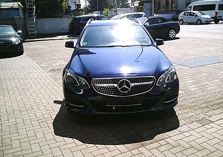 Mercedes-Benz E 220 BlueTEC E -Klasse T-Modell (BM 212)