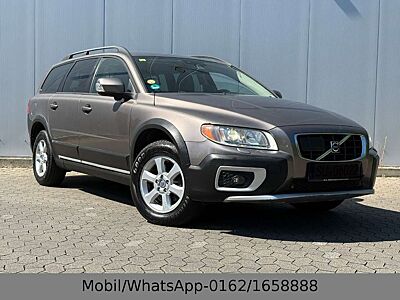 Volvo XC70 XC70 Momentum AWD Voll Service