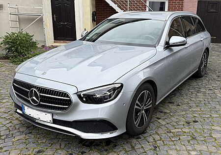 Mercedes-Benz E 200 Avantgarde, AHK