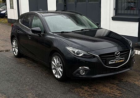 Mazda 3 Lim 2.2 Turbodiesel HEAD UP/XENON/NAVI/SHZ/PDC