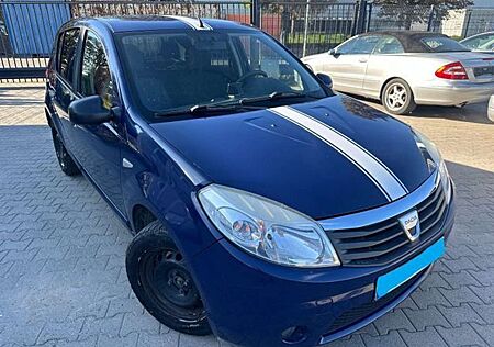 Dacia Sandero 1.6 MPI Lauréate