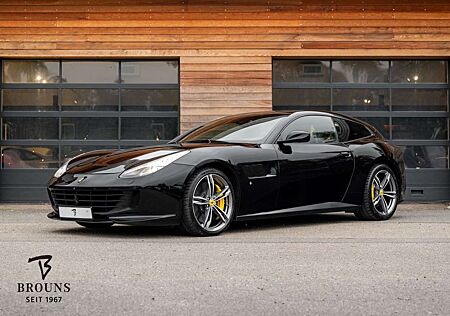 Ferrari GTC4 Lusso 6.3 V12 690PS|Atelier|PassDisplay|Lift