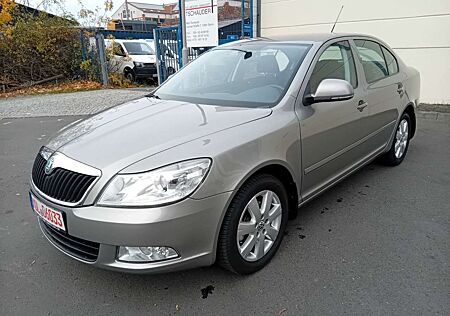 Skoda Octavia Lim. 1.4i Aut * 1.Hand * INSP+TÜV neu * Top