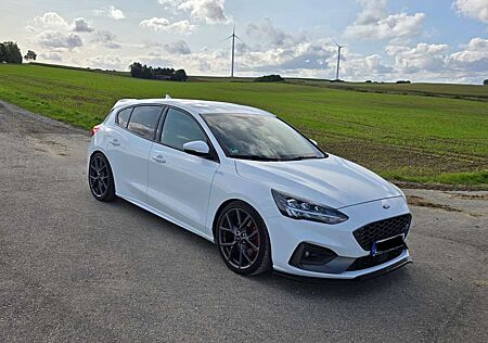 Ford Focus ST Mk 4